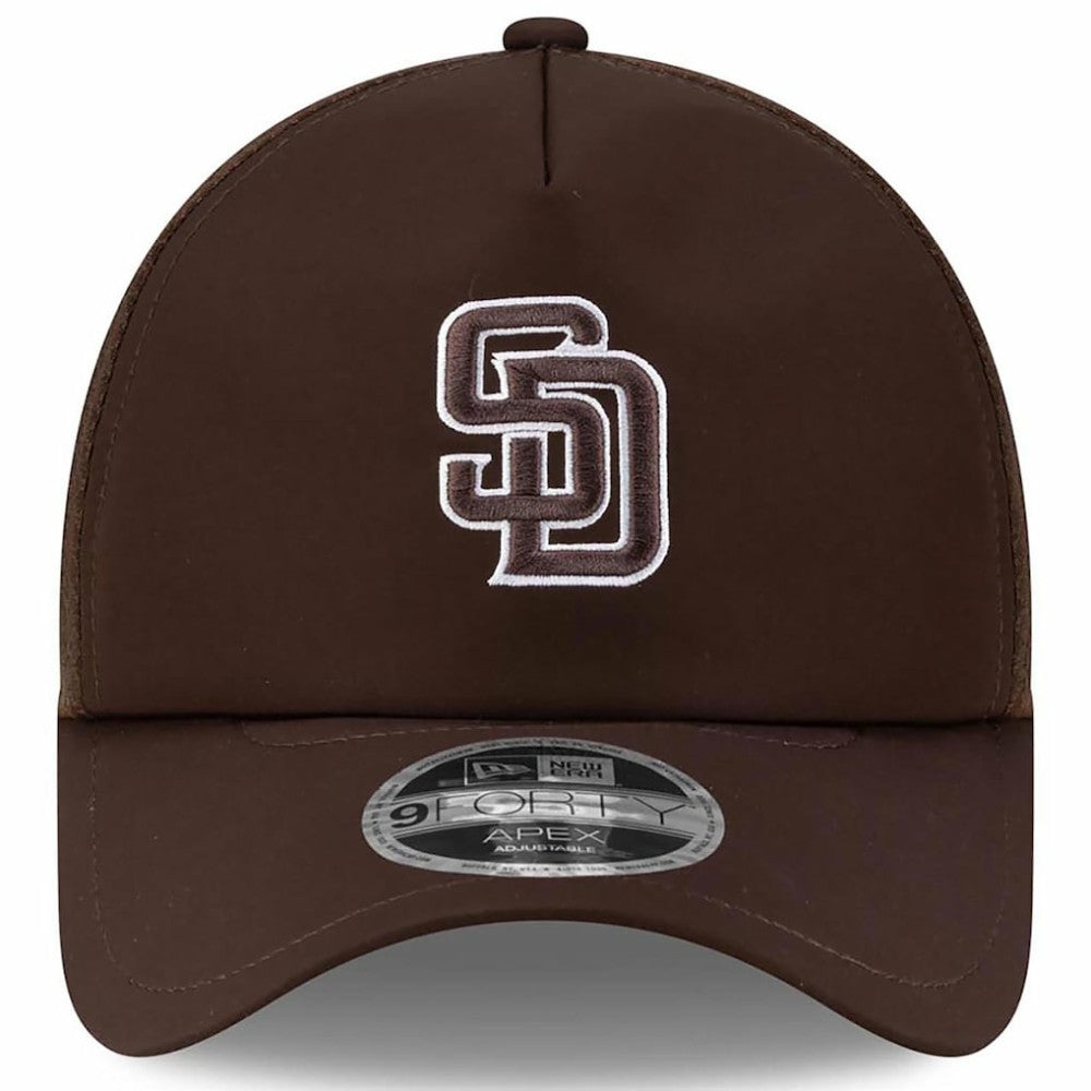 MLB San Diego Padres New Era 2026 Batting Practice Apex 9FORTY Adjustable Trucker Hat