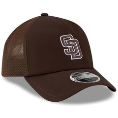 MLB San Diego Padres New Era 2026 Batting Practice Apex 9FORTY Adjustable Trucker Hat