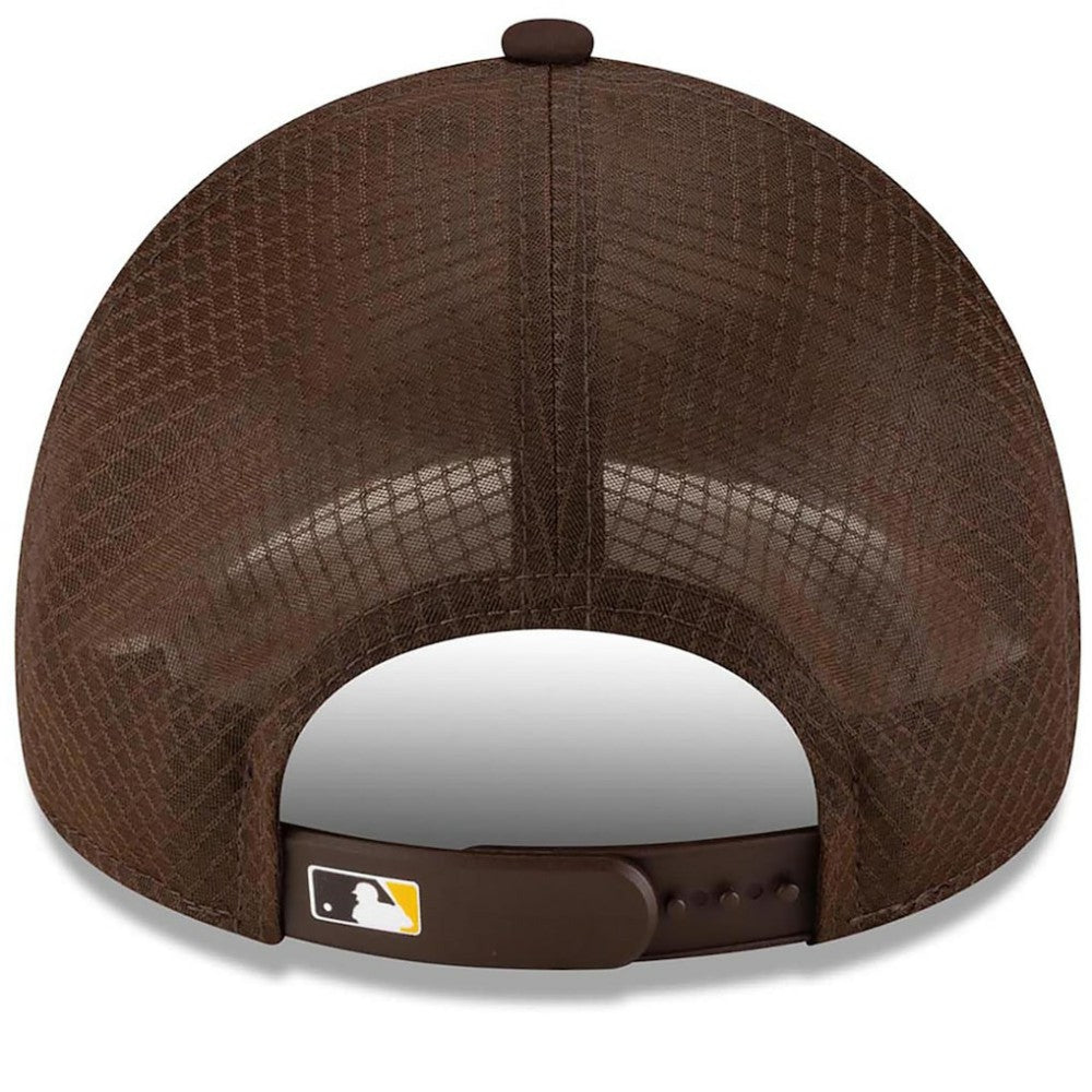 MLB San Diego Padres New Era 2026 Batting Practice Apex 9FORTY Adjustable Trucker Hat