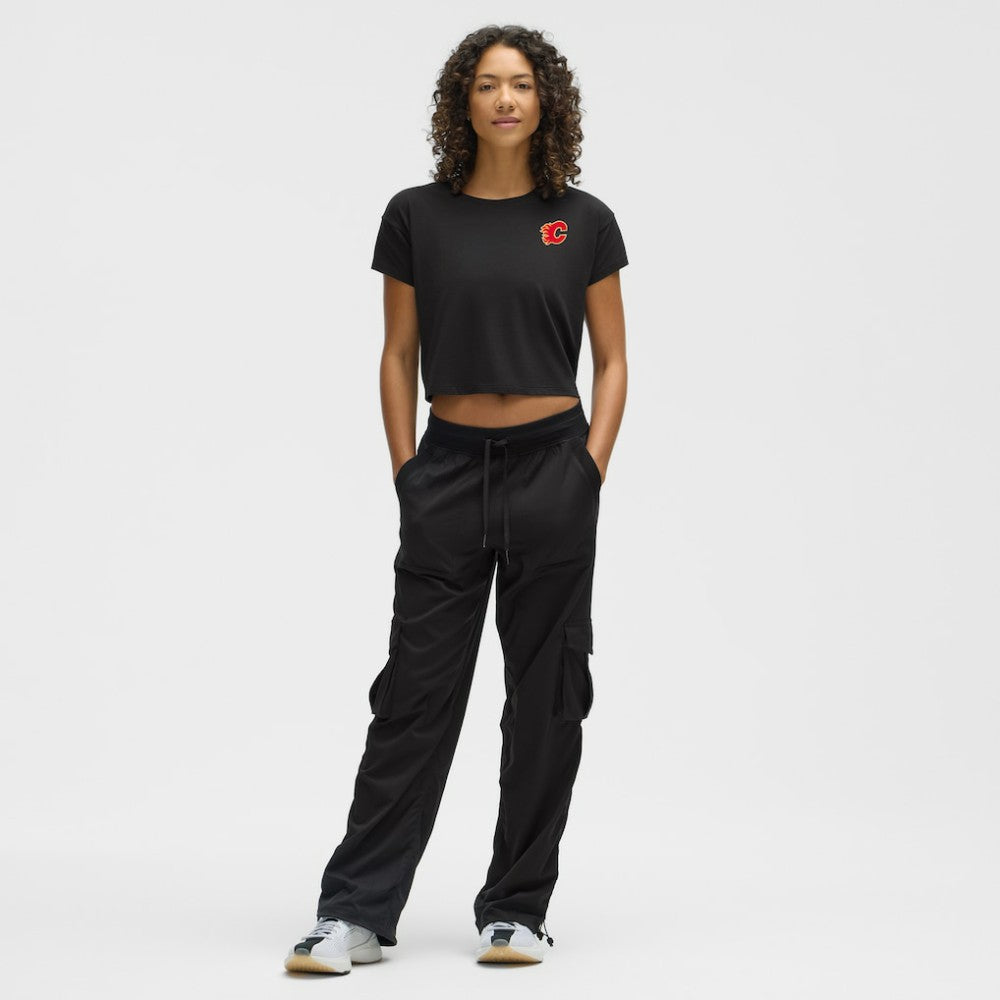 NHL Black|Black Calgary Flames lululemon Women's Cates T-Shirt