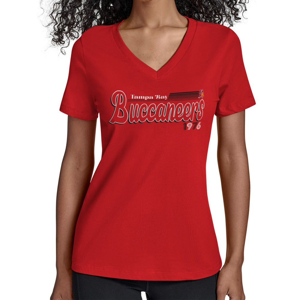 Starter Women's Throwback Groovy Script V-Neck T-Shirt - Tampa Bay Buccaneers
