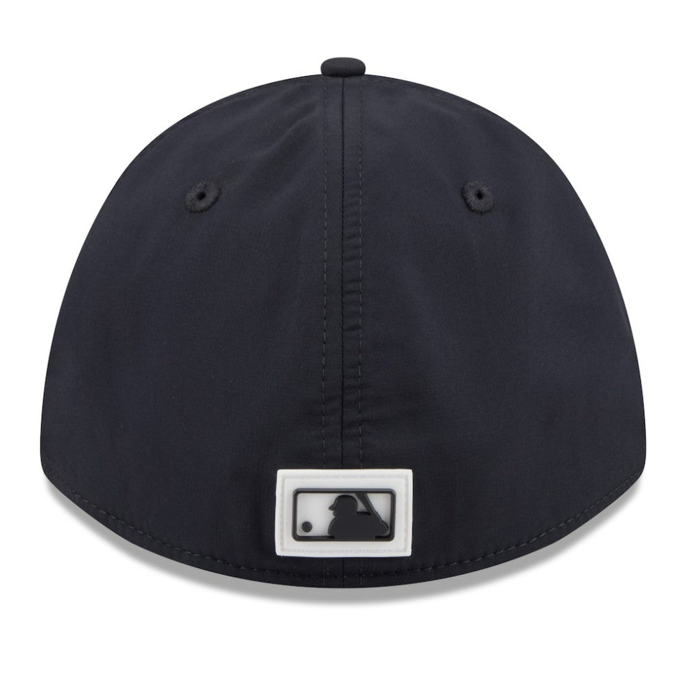 MLB New York Yankees New Era 2026 Clubhouse M-Crown 39THIRTY Flex Hat