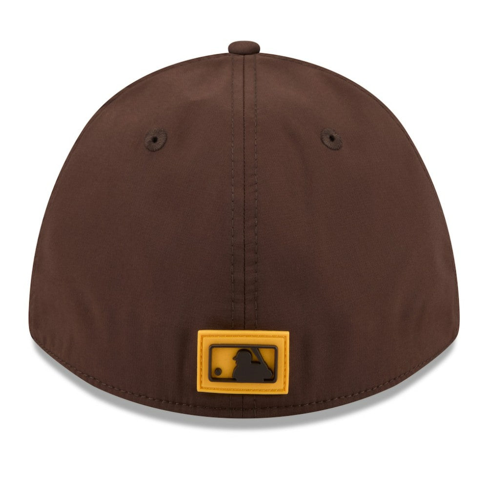 MLB San Diego Padres New Era 2026 Clubhouse M-Crown 39THIRTY Flex Hat