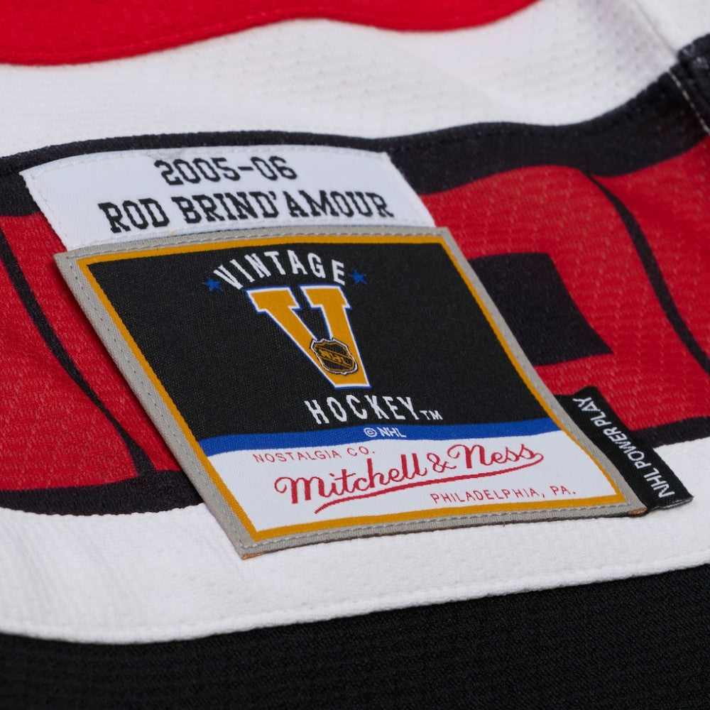 NHL White Rod Brind'Amour Carolina Hurricanes Mitchell & Ness 2005/06 Power Play Jersey