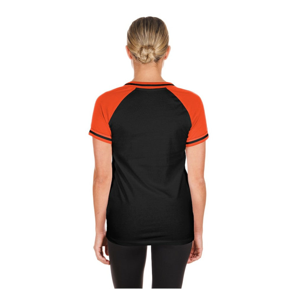 MLB San Francisco Giants New Era Women's Gameday V-Neck T-Shirt