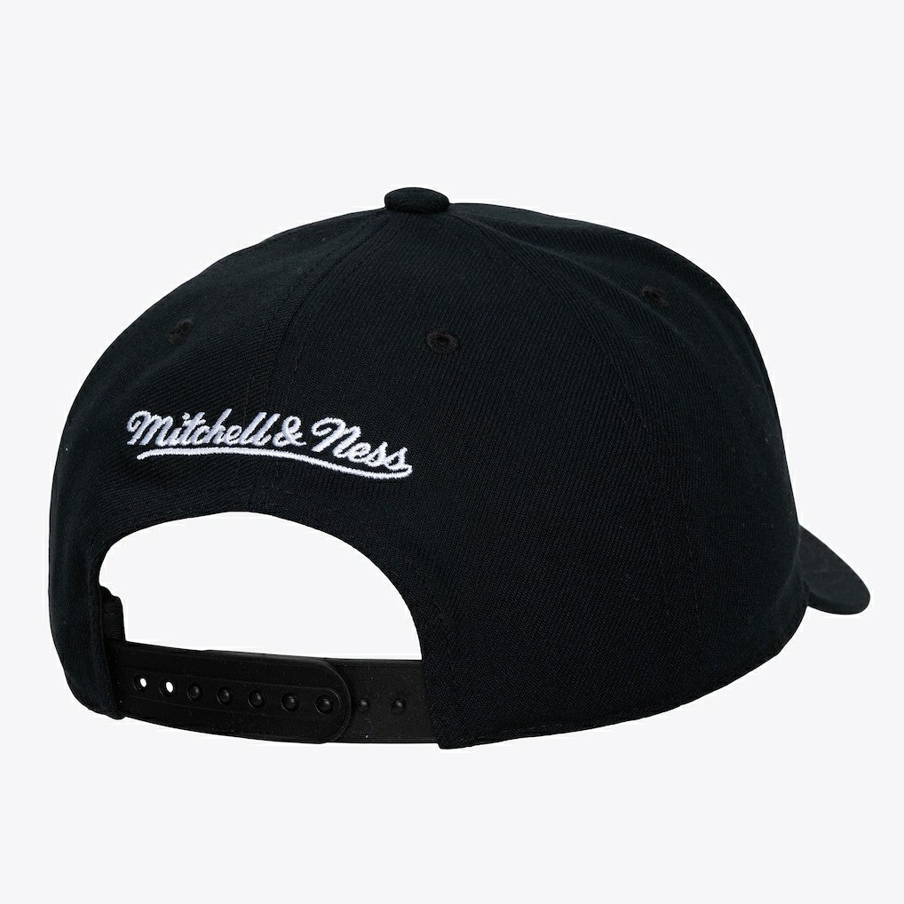 NBA Chicago Bulls Hardwood Classics Legendary Away Pro-Pinch Adjustable Hat