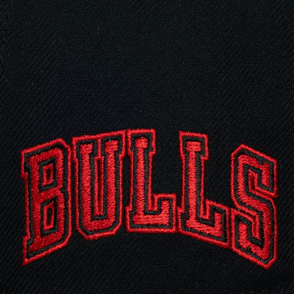 NBA Chicago Bulls Hardwood Classics Legendary Away Pro-Pinch Adjustable Hat