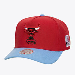 NBA Chicago Bulls Legendary Home Pro Pinch Snapback Hat