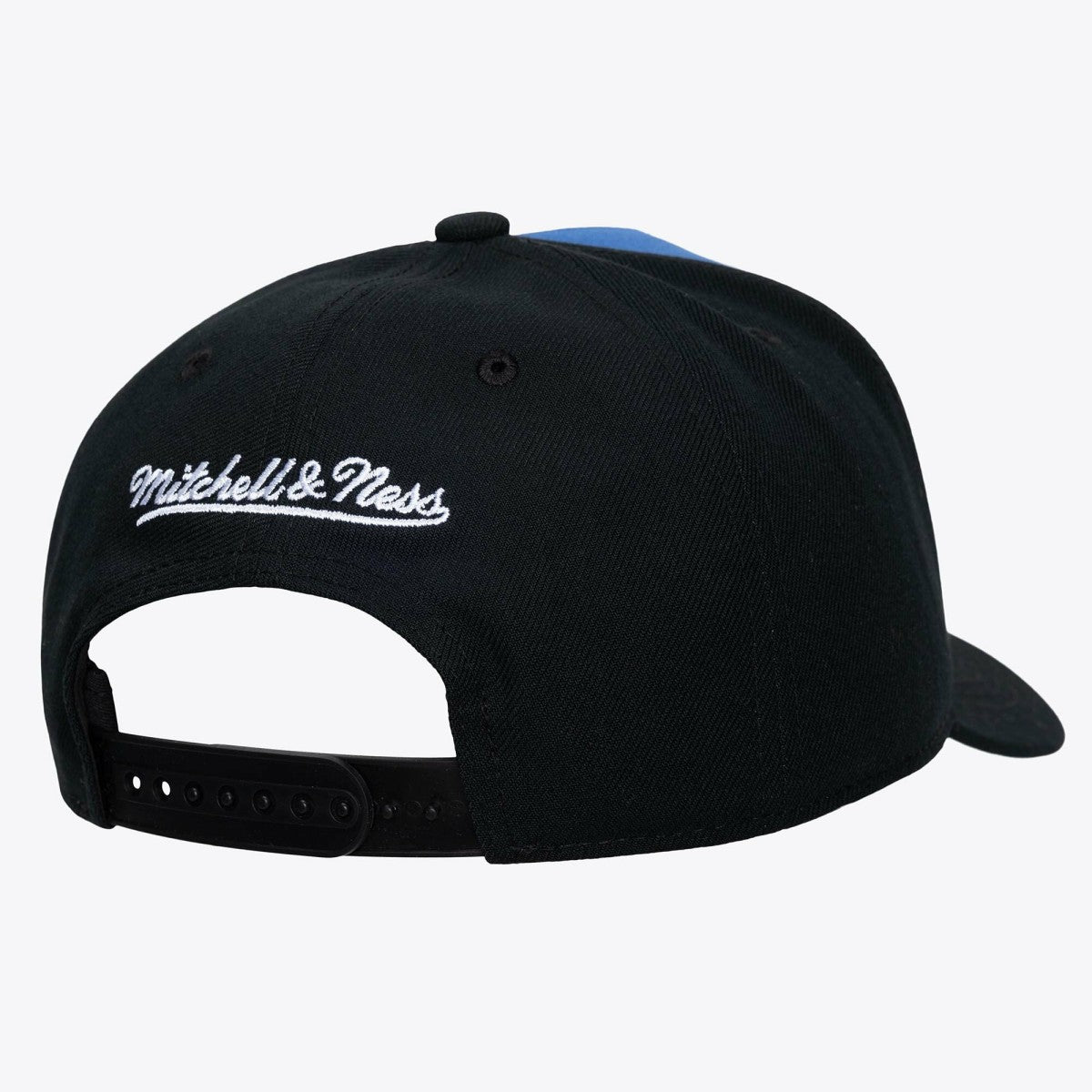 NBA New York Knicks Legendary Home Pro Pinch Snapback Hat
