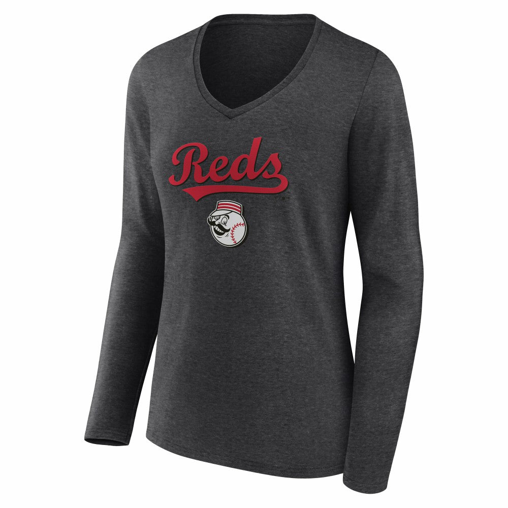 MLB Cincinnati Reds Women's Team Lockup Long Sleeve V-Neck T-Shirt