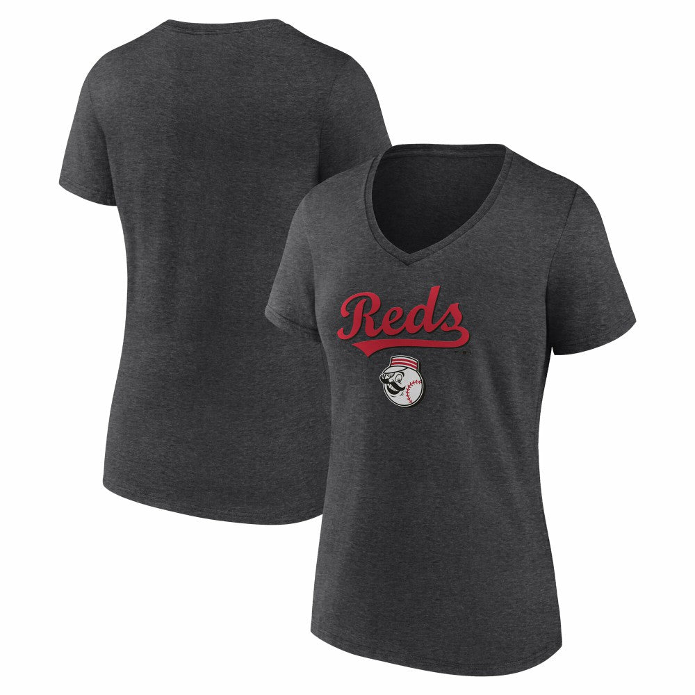 MLB Cincinnati Reds Women's Team Lockup V-Neck T-Shirt