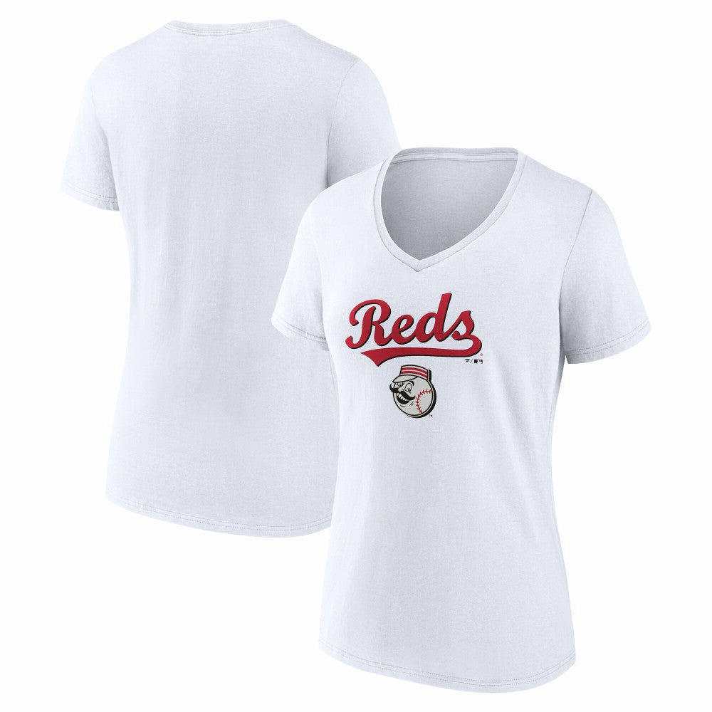 MLB Cincinnati Reds Women's Team Lockup V-Neck T-Shirt