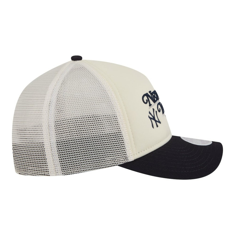 MLB New York Yankees New Era Women's Retro 9FORTY M-Crown A-Frame Trucker Adjustable Hat