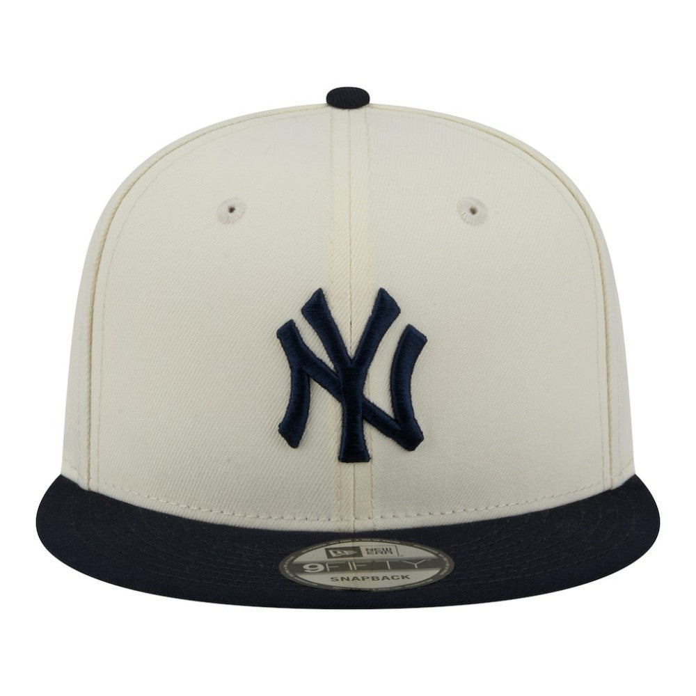 MLB New York Yankees New Era Localized 9FIFTY Snapback Hat