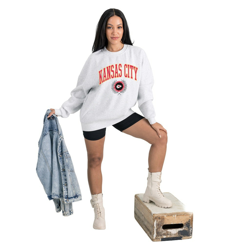 Gameday Couture Women's Traditional Logo Oversized Premium Fleece Pullover Sweatshirt - Kansas City Chiefs