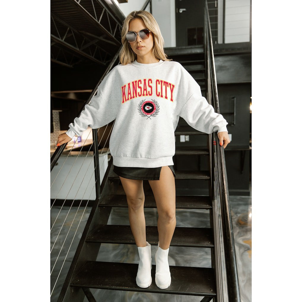 Gameday Couture Women's Traditional Logo Oversized Premium Fleece Pullover Sweatshirt - Kansas City Chiefs