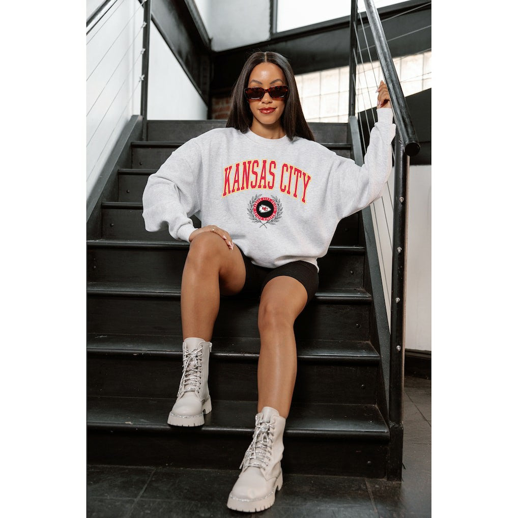 Gameday Couture Women's Traditional Logo Oversized Premium Fleece Pullover Sweatshirt - Kansas City Chiefs