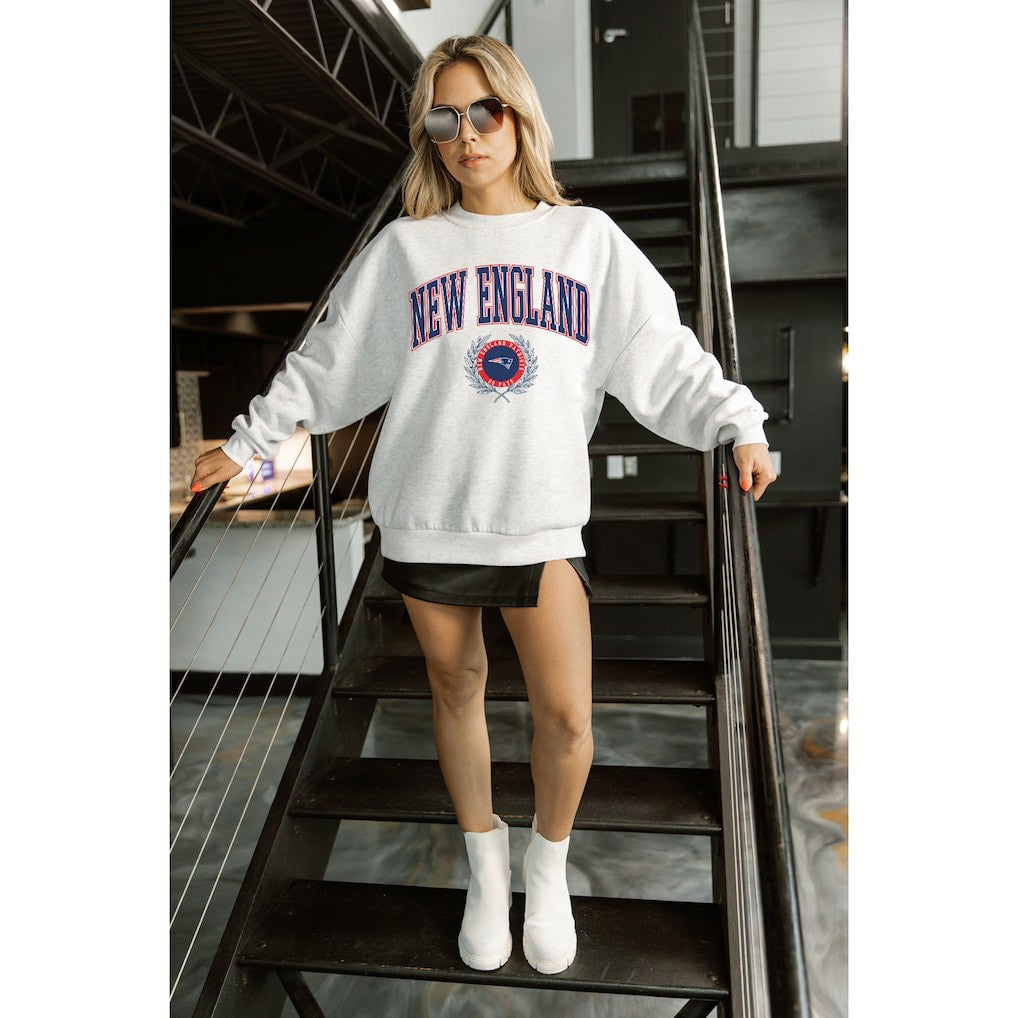 Gameday Couture Women's Traditional Logo Oversized Premium Fleece Pullover Sweatshirt - New England Patriots