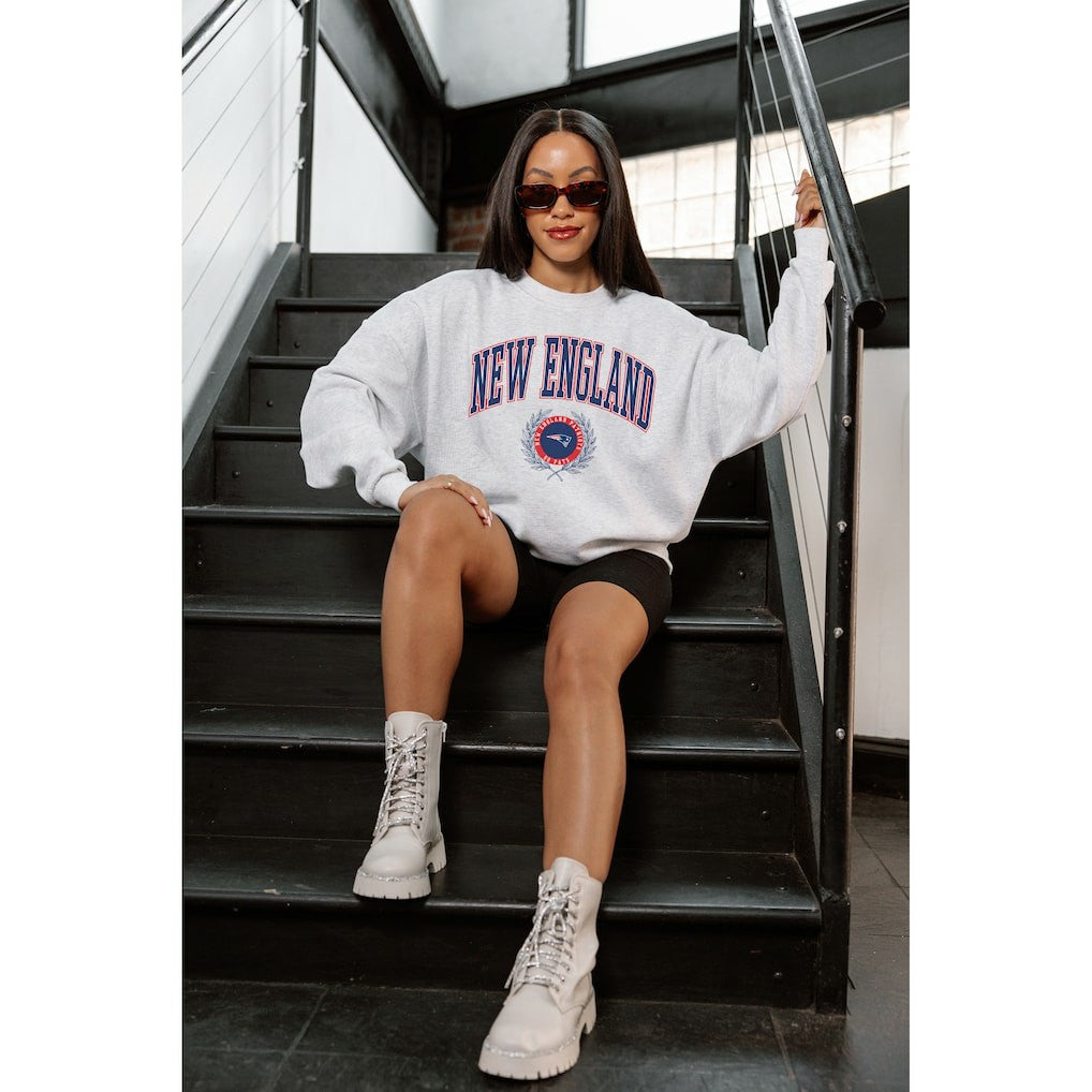 Gameday Couture Women's Traditional Logo Oversized Premium Fleece Pullover Sweatshirt - New England Patriots