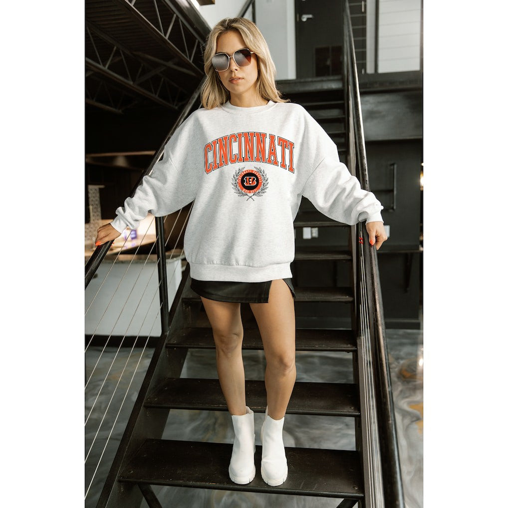 Gameday Couture Women's Traditional Logo Oversized Premium Fleece Pullover Sweatshirt - Cincinnati Bengals