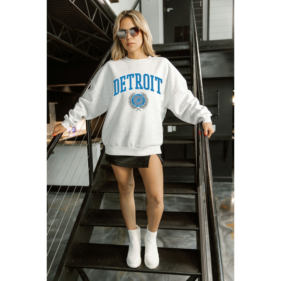 Gameday Couture Women's Traditional Logo Oversized Premium Fleece Pullover Sweatshirt - Detroit Lions