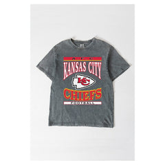 Gameday Couture Women's Oversized Classic Grind Washed T-Shirt - Kansas City Chiefs