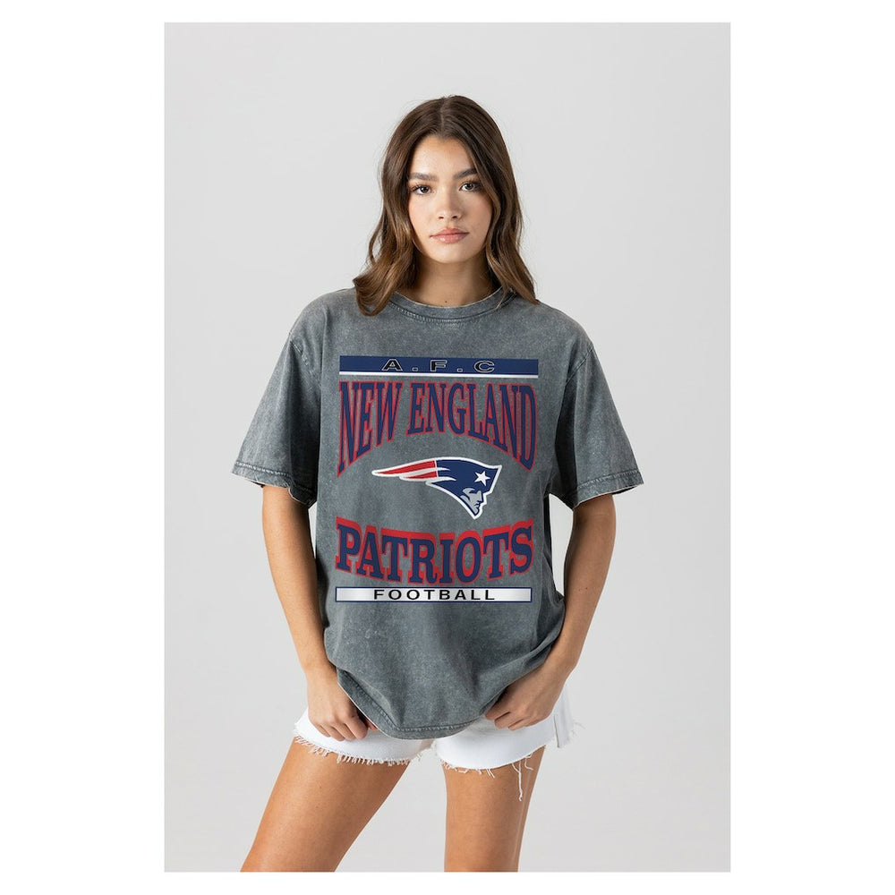 Gameday Couture Women's Oversized Classic Grind Washed T-Shirt - New England Patriots