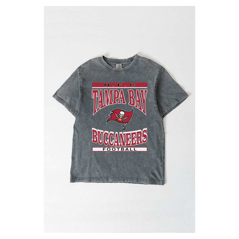 Gameday Couture Women's Oversized Classic Grind Washed T-Shirt - Tampa Bay Buccaneers