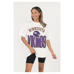 Gameday Couture Women's Oversized Classic Fierce Focus T-Shirt - Minnesota Vikings