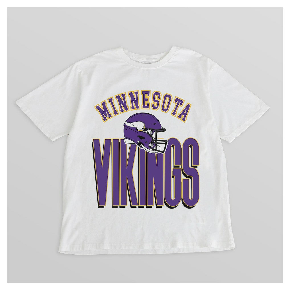 Gameday Couture Women's Oversized Classic Fierce Focus T-Shirt - Minnesota Vikings