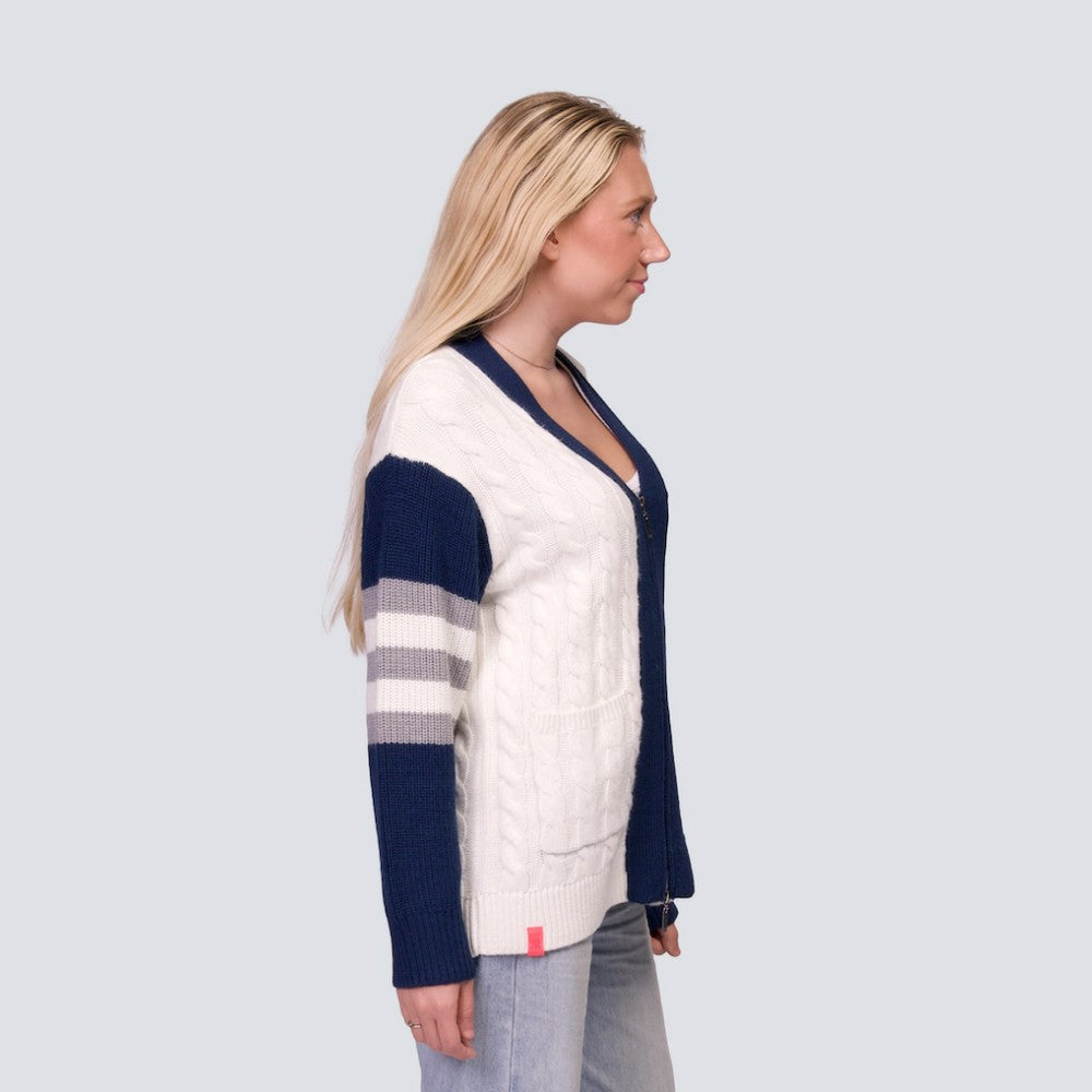 MLB New York Yankees Lusso Women's Shyla Knit V-Neck Full-Zip Sweater