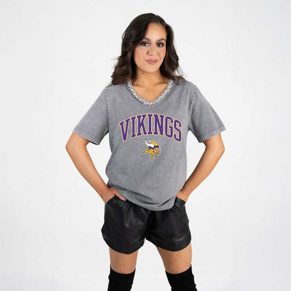 Gameday Couture Women's Relaxed Iconic Edge Rhinestone V-Neck T-Shirt - Minnesota Vikings