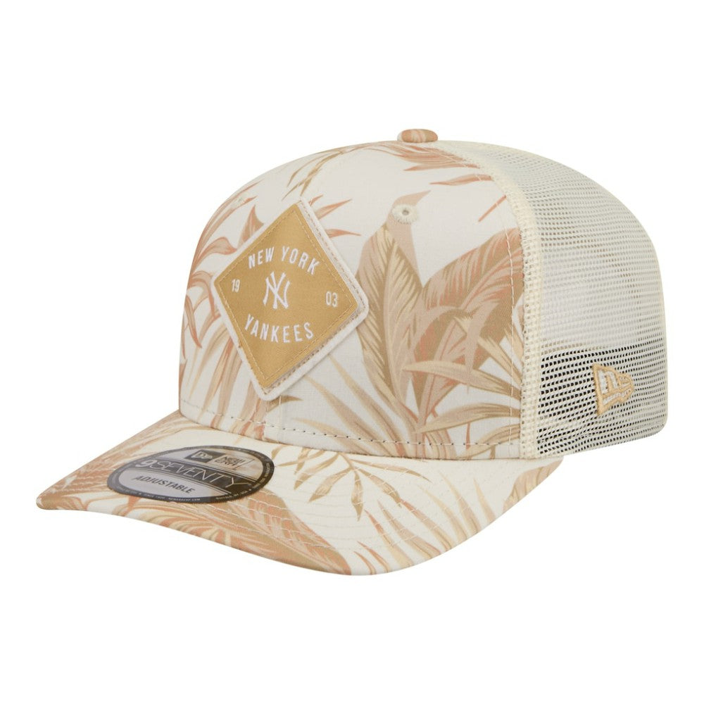 MLB New York Yankees New Era Tonal Palm 9SEVENTY Adjustable Trucker Hat
