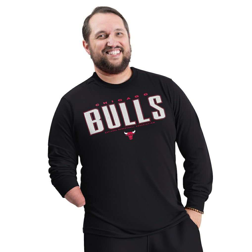 NBA Chicago Bulls G-III Sports by Carl Banks Adaptive Printed Mesh Effect Long Sleeve T-Shirt sale