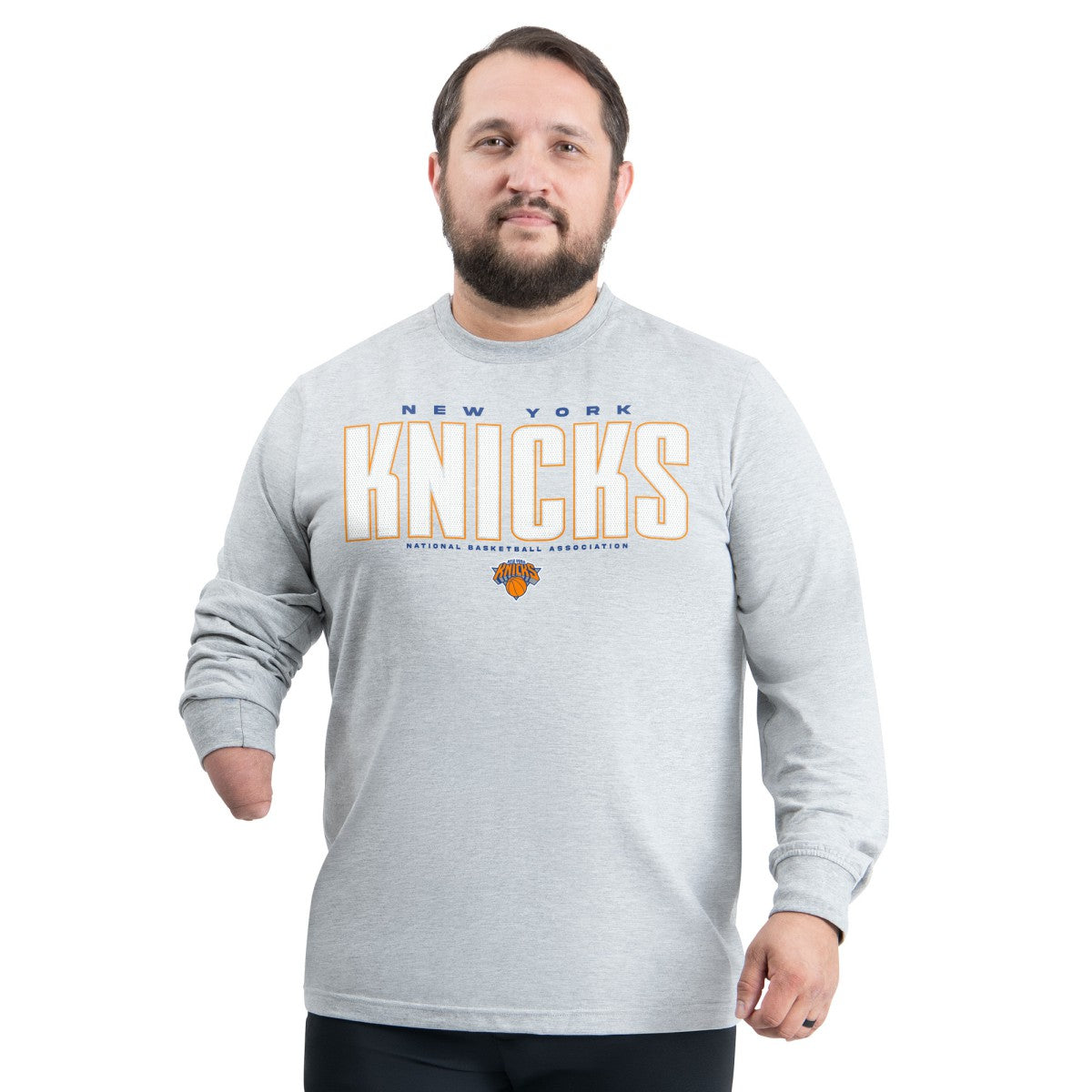 NBA New York Knicks G-III Sports by Carl Banks Adaptive Printed Mesh Effect Long Sleeve T-Shirt