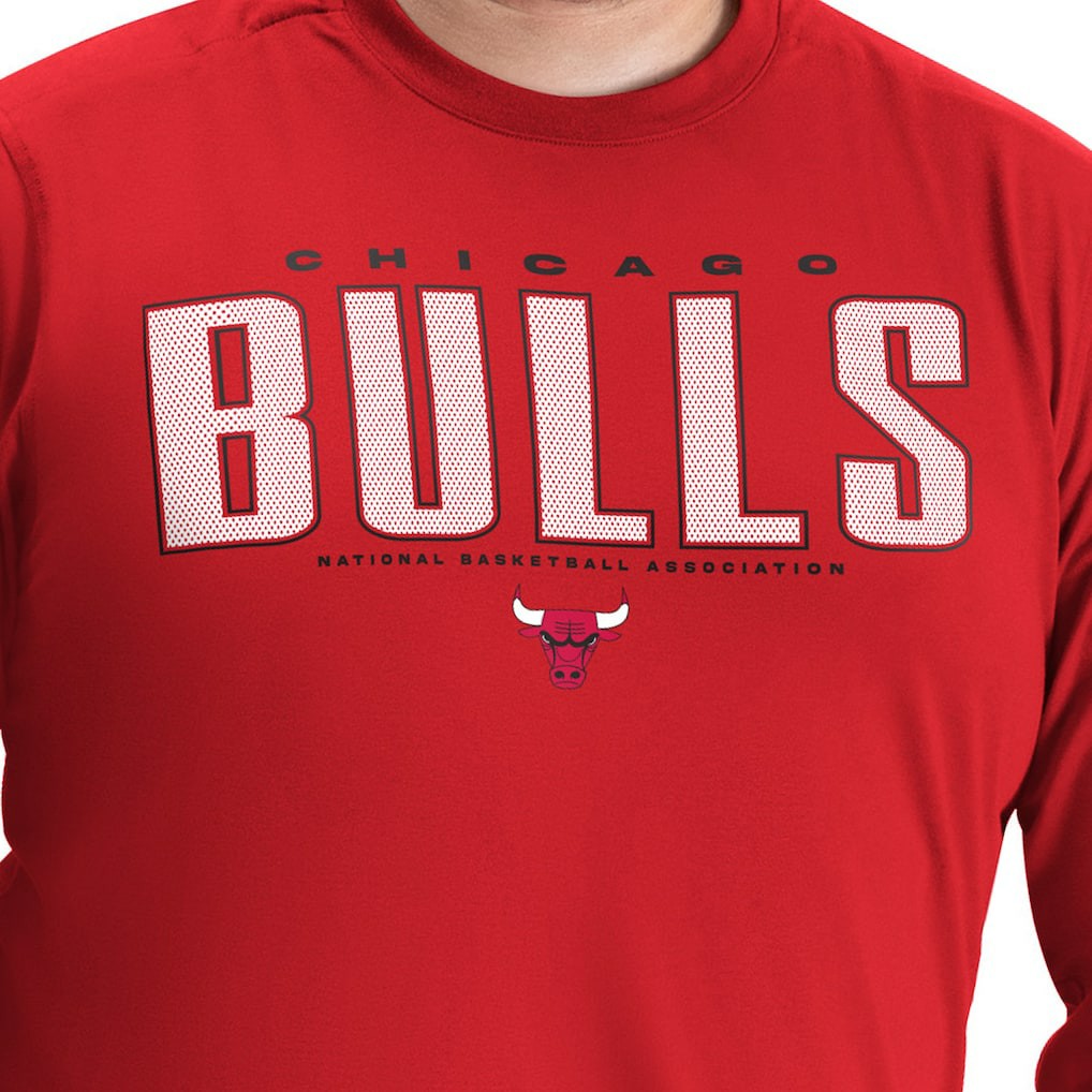 NBA Chicago Bulls G-III Sports by Carl Banks Adaptive Printed Mesh Effect Long Sleeve T-Shirt sale