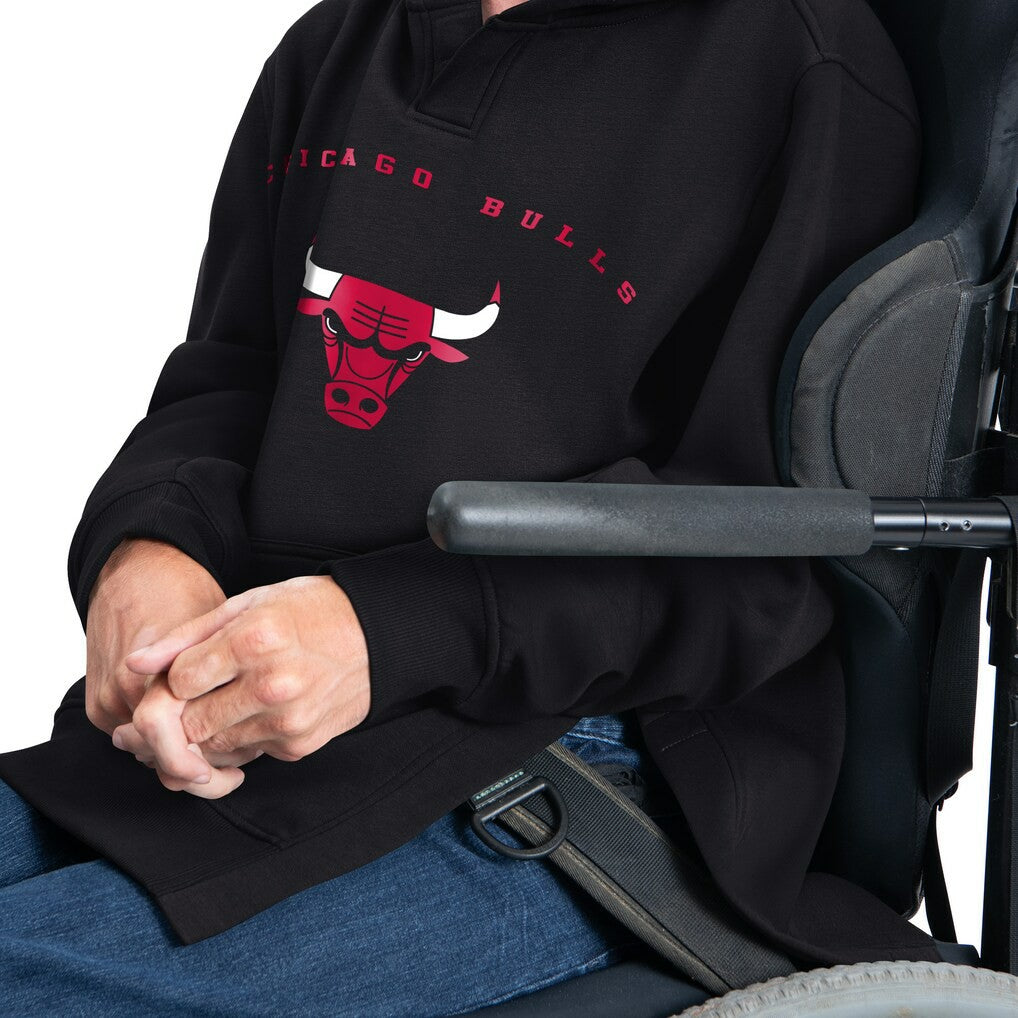 NBA Chicago Bulls G-III Sports by Carl Banks Adaptive Team Arc Fleece Hoodie sale