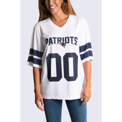 Cuce Women's Rhinestone V-Neck Tunic - New England Patriots