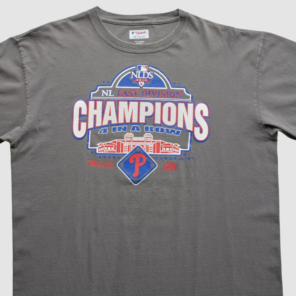MLB Philadelphia Phillies Majestic 2010 T-Shirt