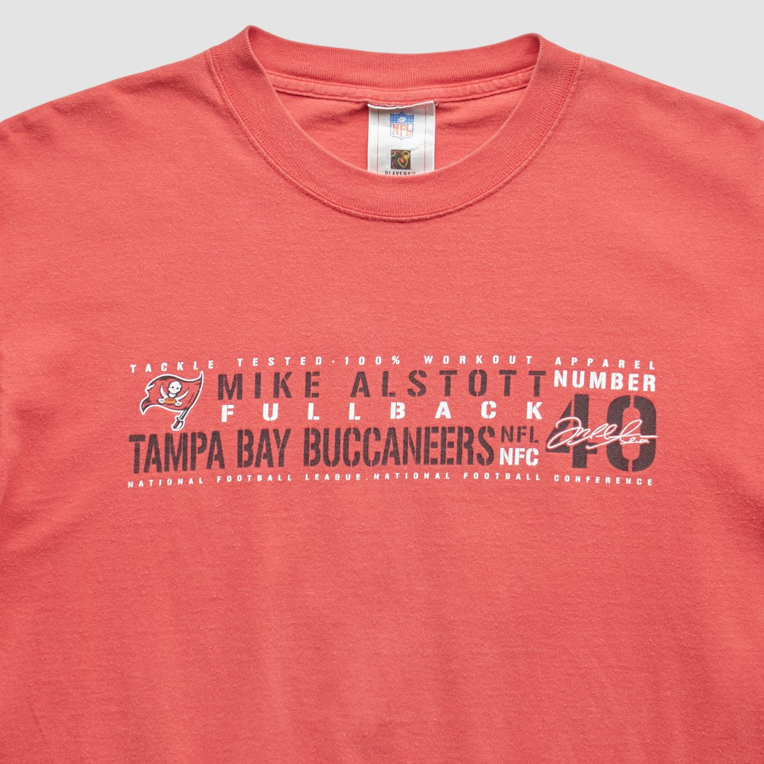 NFL 2000s T-Shirt - Tampa Bay Buccaneers