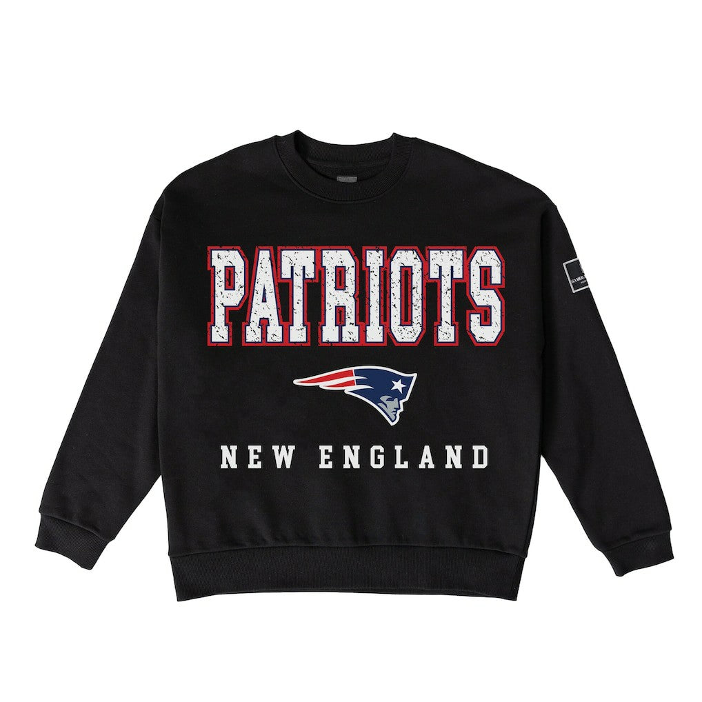 Gameday Couture Women's Oversized Level Up Black Label Premium Fleece Sweatshirt - New England Patriots