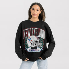 Gameday Couture Women's Oversized Victory Lane Black Label Premium Fleece Sweatshirt - New England Patriots