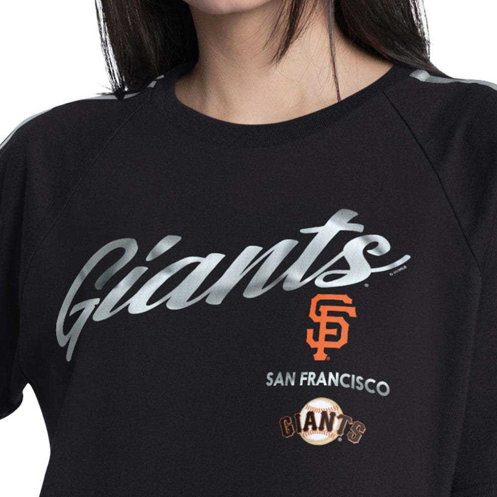 MLB San Francisco Giants G-III 4Her by Carl Banks Women's Classic Play Cropped T-Shirt