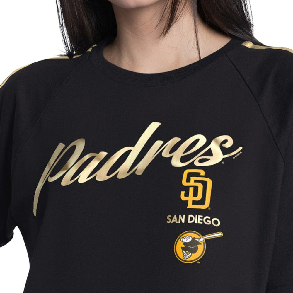MLB San Diego Padres G-III 4Her by Carl Banks Women's Classic Play Cropped T-Shirt