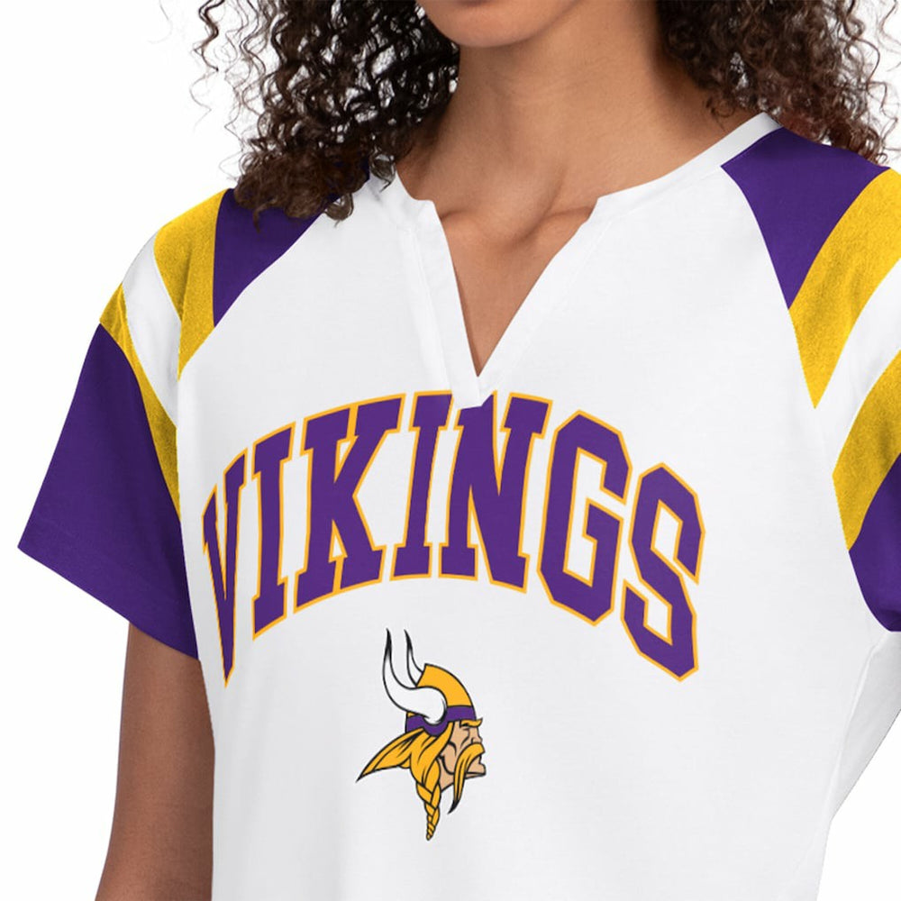 Starter Women's Game On Notch Neck T-Shirt - Minnesota Vikings