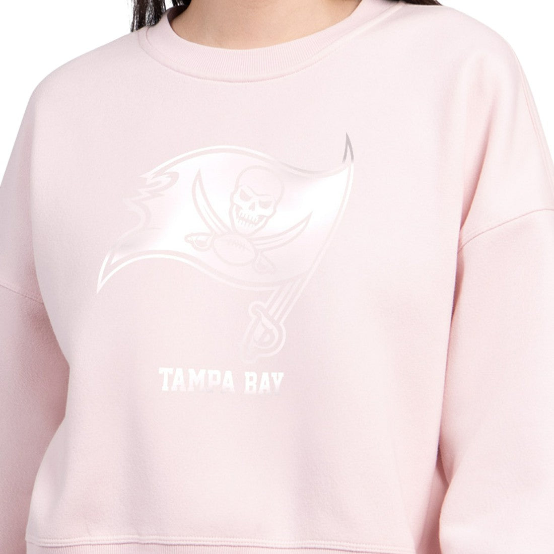 Starter Women's Travel Pastels Boxy Fleece Sweatshirt - Tampa Bay Buccaneers