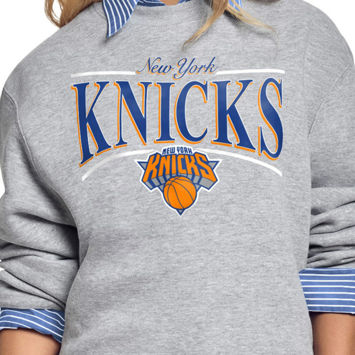 NBA New York Knicks Starter Women's Arch Stripe Fleece Crewneck Sweatshirt