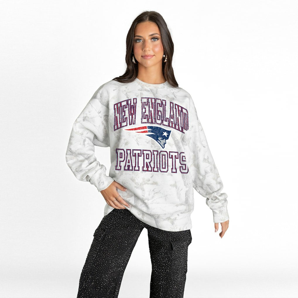Gameday Couture Women's Whiteout Oversized Premium Fleece Sweatshirt - New England Patriots