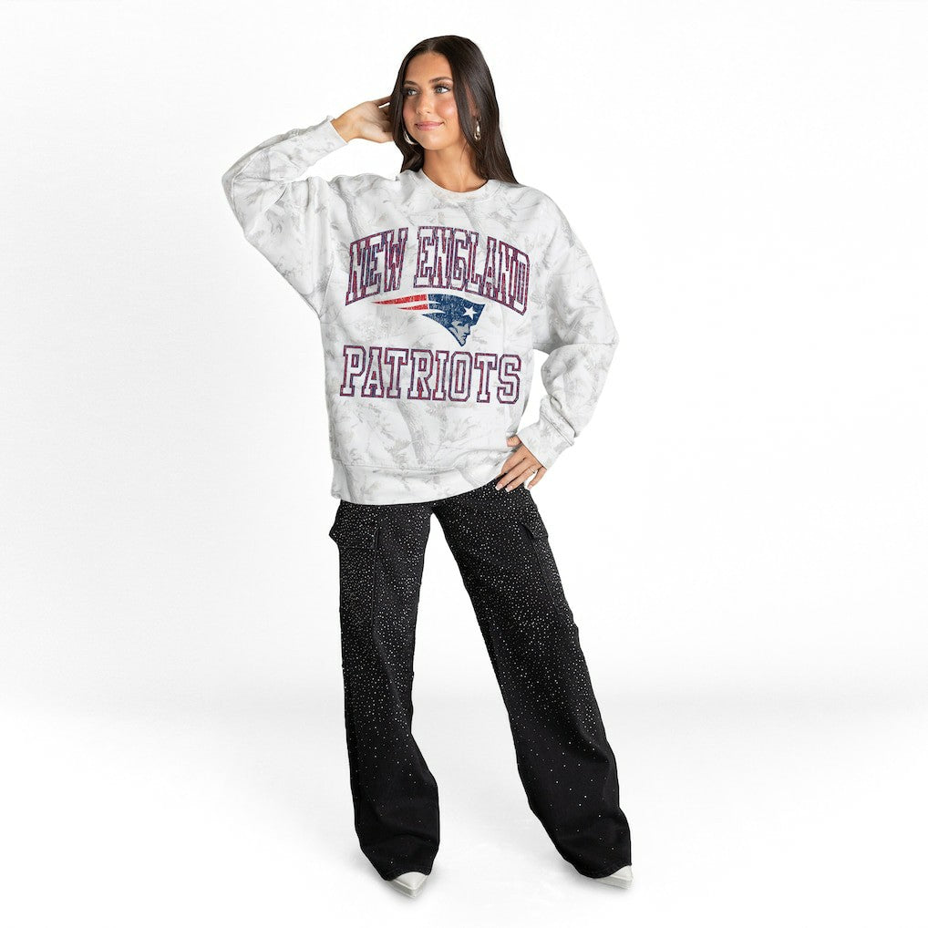 Gameday Couture Women's Whiteout Oversized Premium Fleece Sweatshirt - New England Patriots