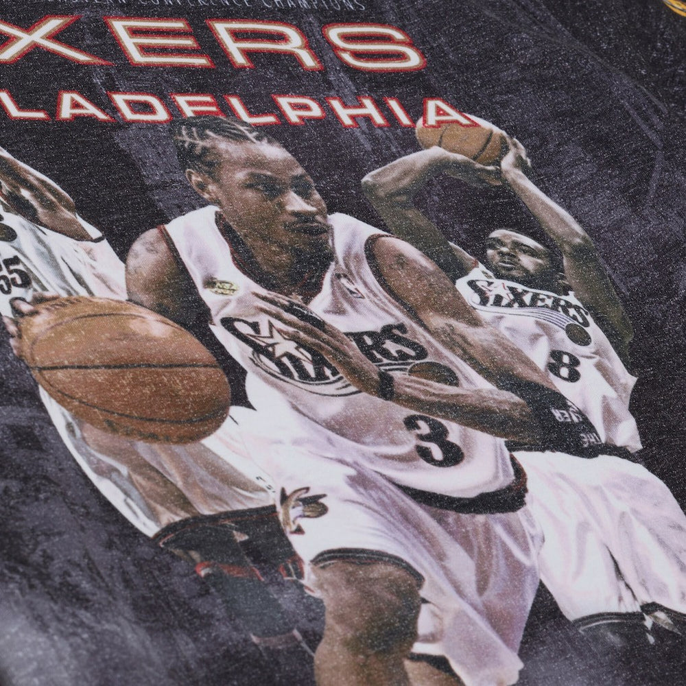 NBA Philadelphia 76ers Hardwood Classics Originals Collection 2000-2001 Team Roster T-Shirt